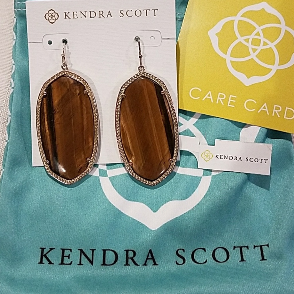 Kenda Scott Danielle - Vintage